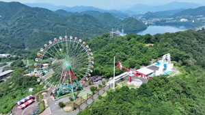 【さがみ湖MORI MORI】お山のかんらんしゃ・極楽パイロット・大空天国